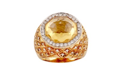 Lot 117 - A citrine and diamond dress ring