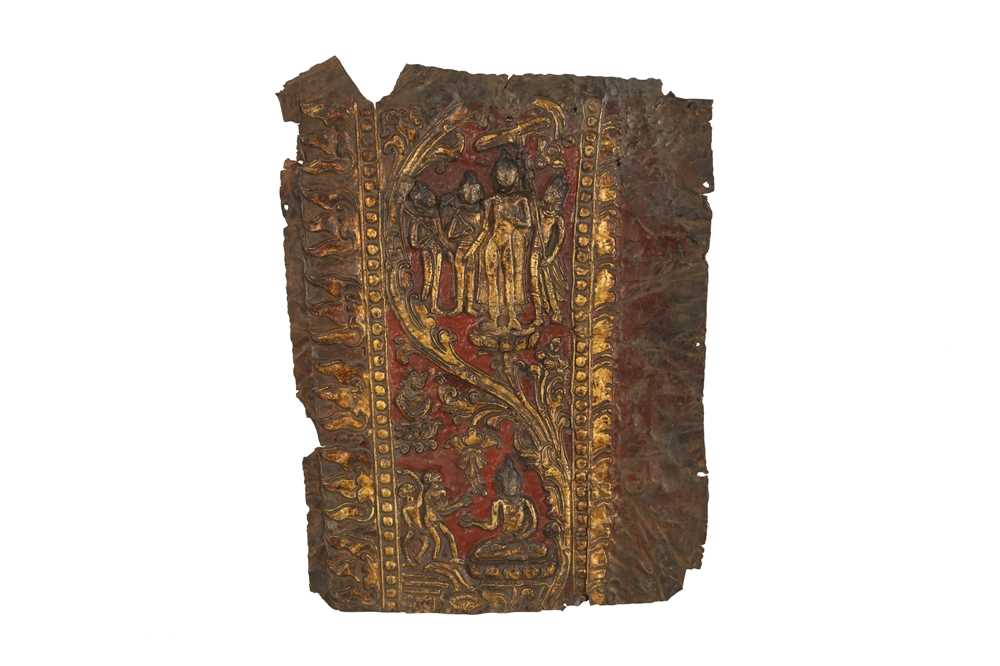 Lot 186 - A NEPALESE GILT-BRONZE PLAQUE FRAGMENT.