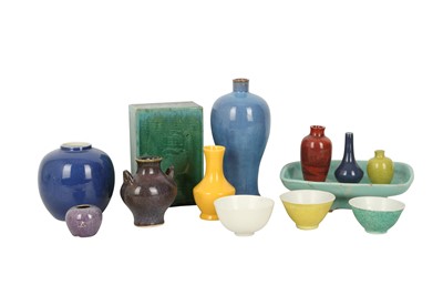 Lot 578 - A COLLECTION OF CHINESE MONOCHROME WARES.