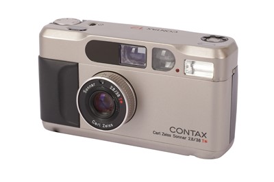 Lot 143 - Contax T2 Compact Camera