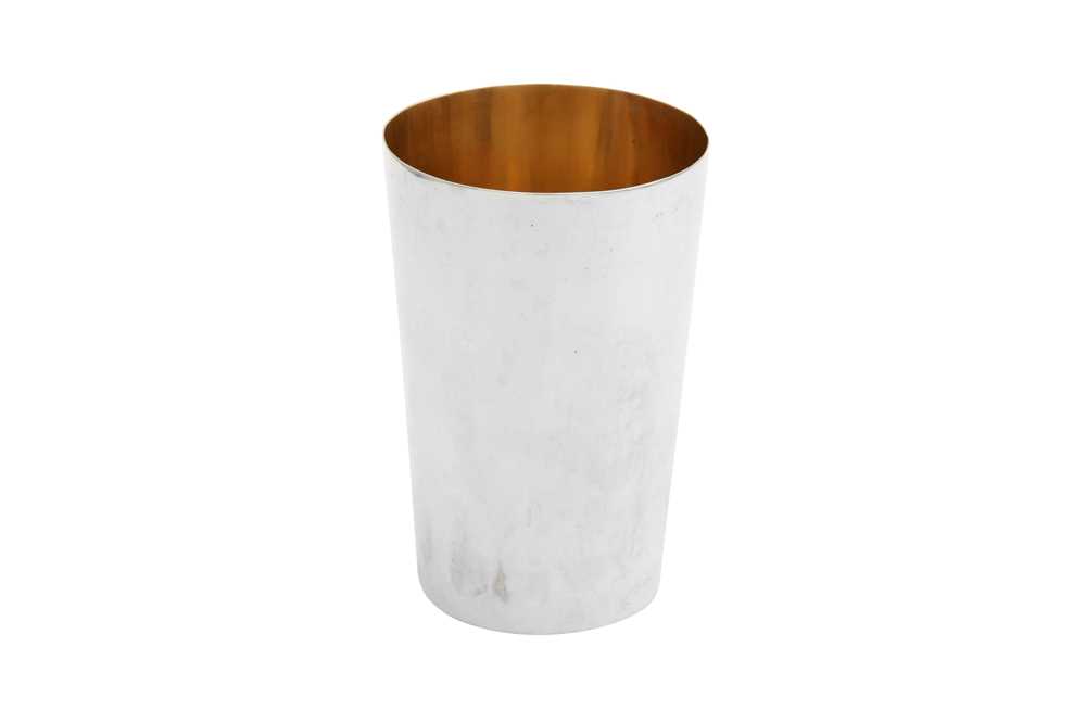 Lot 133 - A large late 19th century Indian Colonial silver beaker, Calcutta circa 1890 by Hamilton and Co