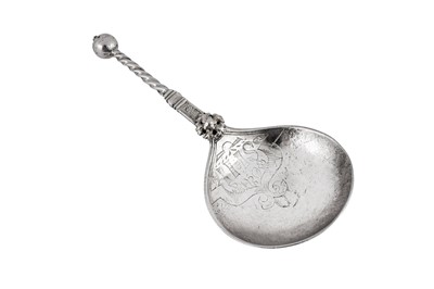 Lot 459 - A late 16th / early 17th century Norwegian parcel gilt silver spoon, Bergen circa 1600