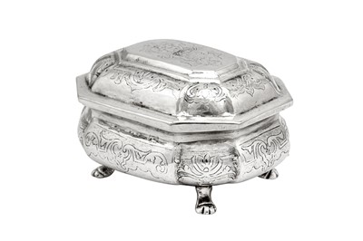 Lot 394 - An Ivan VI mid-18th century Russian 84 zolotnik sugar box, Moscow 1741 by Dimitry Konstantinov (b. 1712, active 1739-48)