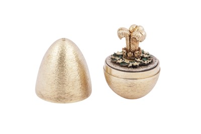 Lot 539 - An Elizabeth II sterling silver gilt commemorative surprise egg, London 1981 by Stuart Devlin (1931-2018)