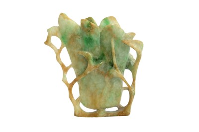 Lot 183 - A CARVED JADEITE JADE MINIATURE VASE