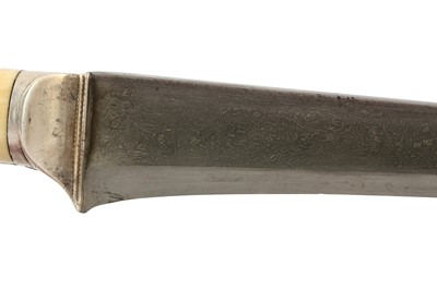 Lot 416 - λ AN IVORY-HILTED DAGGER (PESH KABZ) WITH SHEATH