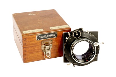 Lot 33 - A Schneider-Kreuznach 210mm f/4.5 Xenar Lens