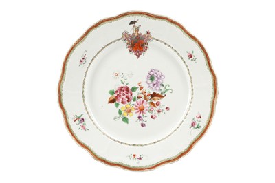 Lot 844 - A CHINESE FAMILLE ROSE ARMORIAL DISH.