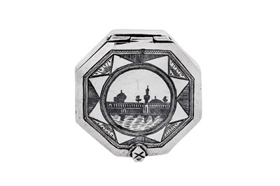 Lot 331 - An early 20th century Iraqi silver and niello compact, circa 1930 possibly signed Jassim or Hakim