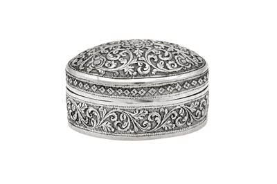 Lot 173 - A late 19th century Anglo – Indian unmarked silver table snuff box, Cutch circa 1880