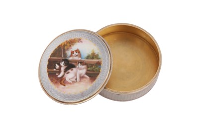 Lot 105 - An early 20th century Swiss 935 standard silver gilt and guilloche enamel box, Geneva circa 1920