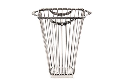Lot 42 - A MID 20TH CENTURY ITALIAN 800 STANDARD SILVER BREAD STICK BASKET, ALESSANDREIA 1944-68 BY MARCO TORRE (reg. 1935)