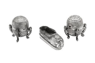 Lot 235 - A mixed group of early 20th century Chinese Export silver items