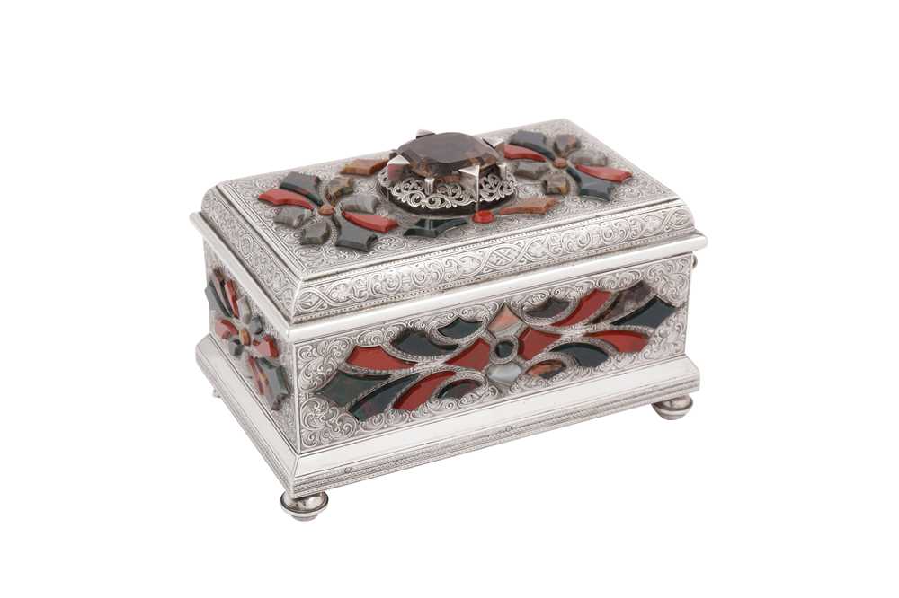 Lot 121 - An early 20th century Scottish unmarked silver agate set casket, Edinburgh circa 1925