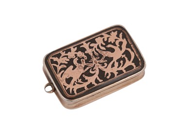 Lot 33 - An early 19th century continental gold and pique inlaid lacquer vinaigrette, probably German circa 1820