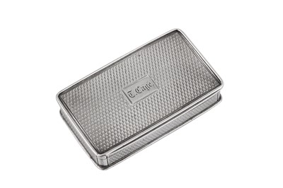 Lot 8 - A William IV sterling silver snuff box, Birmingham 1832 by Nathaniel Mills
