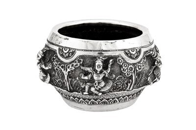Lot 161 - An early 20th century Anglo – Indian unmarked silver bowl, Lucknow circa 1910
