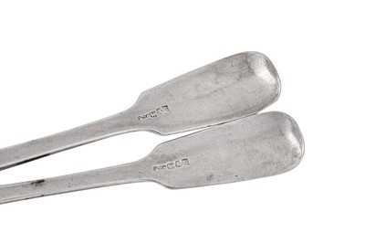 Lot 129 - A pair of mid-19th century Indian Colonial silver table forks, Calcutta circa 1840 by Pittar and Co (active 1825-48)