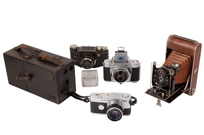 Lot 264 - A Good Selection of Mixed Cameras