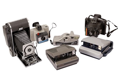 Lot 277 - 6 Polaroids
