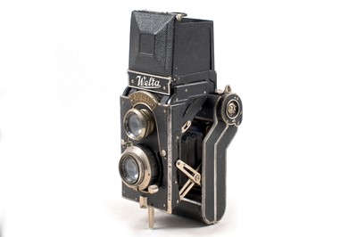 Lot 134 - Welta Perfekta Folding TLR Camera.