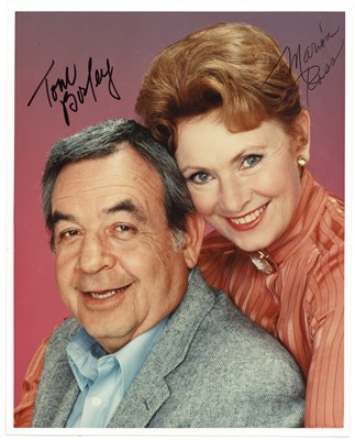 Lot 905 - Happy Days.- Tom Bosley & Marion Ross