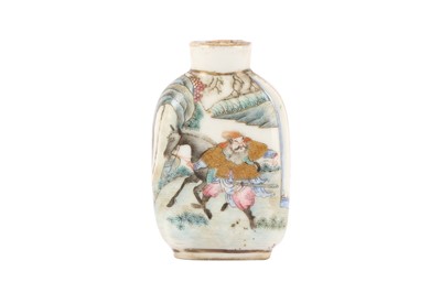 Lot 155 - A CHINESE FAMILLE ROSE SNUFF BOTTLE.