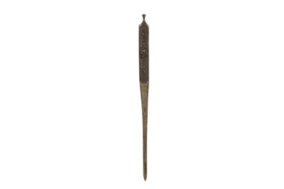 Lot 513 - A SHIBUICH AND SHAKUDO KOGAI.