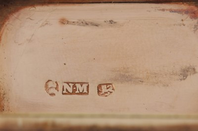 Lot 23 - A William IV sterling silver vinaigrette, Birmingham 1831 by Nathaniel Mills