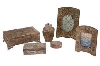Lot 612 - A JAPANESE COPPER RECTANGULAR CASKET, LATE 19TH/EARLY 20TH CENTURY