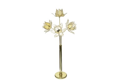 Lot 536 - AN ITALIAN HOLLYWOOD REGENCY BEIGE YELLOW GLASS LOTUS BOUQUET FLOOR LAMP, CIRCA 1970'S