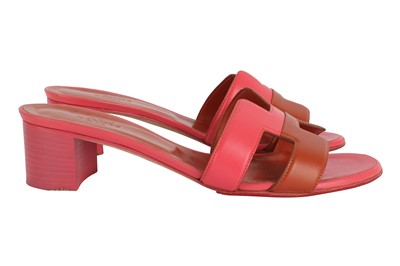 Lot 4 - Hermes Pink Bi-Color Oasis Sandal - Size 37