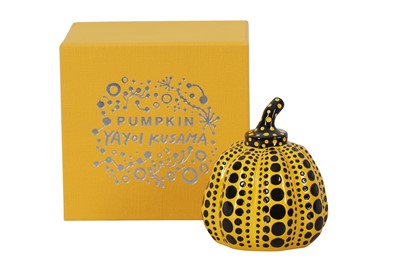 Lot 1073 - YAYOI KUSAMA (JAPANESE B. 1929)