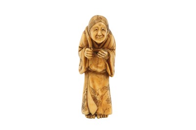 Lot 454 - λ AN IVORY NETSUKE OF ONO NO KOMACHI.