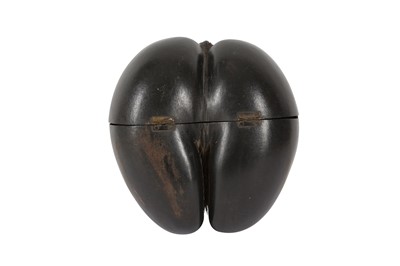 Lot 133 - A POLISHED COCO DE MER NUT (LODOICEA MALDIVICA)