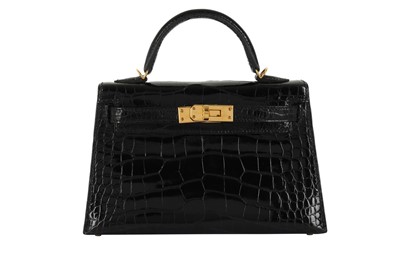 Lot 301 - λ Hermes Black Shiny Alligator Mini Kelly II 20