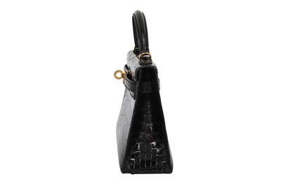 Lot 301 - λ Hermes Black Shiny Alligator Mini Kelly II 20
