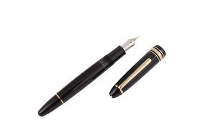 Lot 50 - A GERMAN MONTBLANC MEISTERSTUCK FOUNTAIN PEN NUMBERED 146