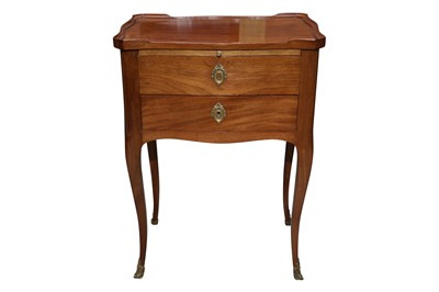 Lot 129 - A FRENCH MAHOGANY OCCASIONAL TABLE OF CARTOUCHE FORM, MID/LATE 20TH CENTURY