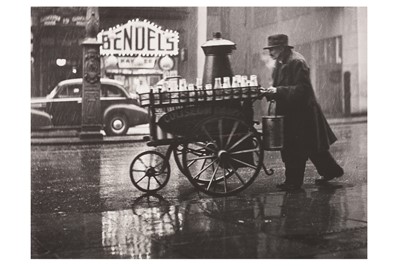 Lot 296 - Wolfgang Suschitzky (1912-2016)