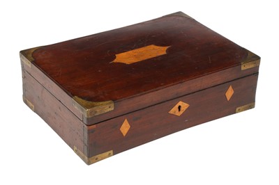 Lot 726 - AN ANGLO-INDIAN TEAK CAMPAIGN LIDDED BOX