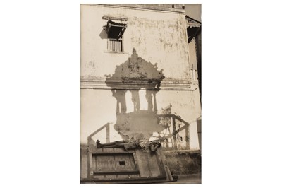 Lot 304 - Henri Cartier-Bresson (1908-2004)