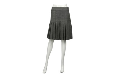 Lot 95 - Chanel Grey Wool Pleated Skirt - Size 42