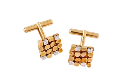 Lot 166 - A pair of diamond-set cufflinks