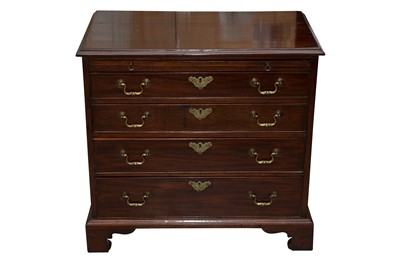 Lot 114 - A GEORGE III MAHOGANY BACHELORS CHEST