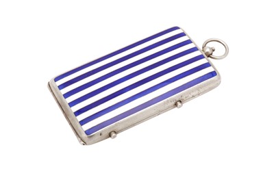 Lot 27 - An early 20th century Swiss silver gilt and enamel compact, circa 1930