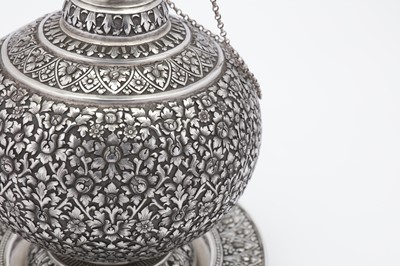 Lot 105 - A pair of late 19th / early 20th century Siamese (Thai) silver bottles (Ratanakosin), probably Bangkok circa 1900