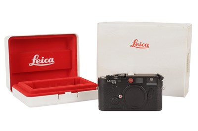 Lot 18 - A Leica M6 Classic Rangefinder Camera Body