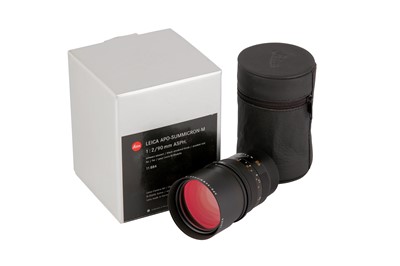 Lot 101 - A Leitz 90mm f/2 APO-Summicron-M ASPH. Lens