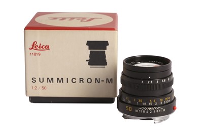 Lot 23 - A Leitz ELC 50mm f/2 Summicron Lens